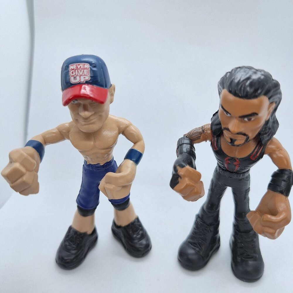 Lot of 2 WWE Flextreme! 4" Mattel Figures‎ John Cena & Roman Reigns